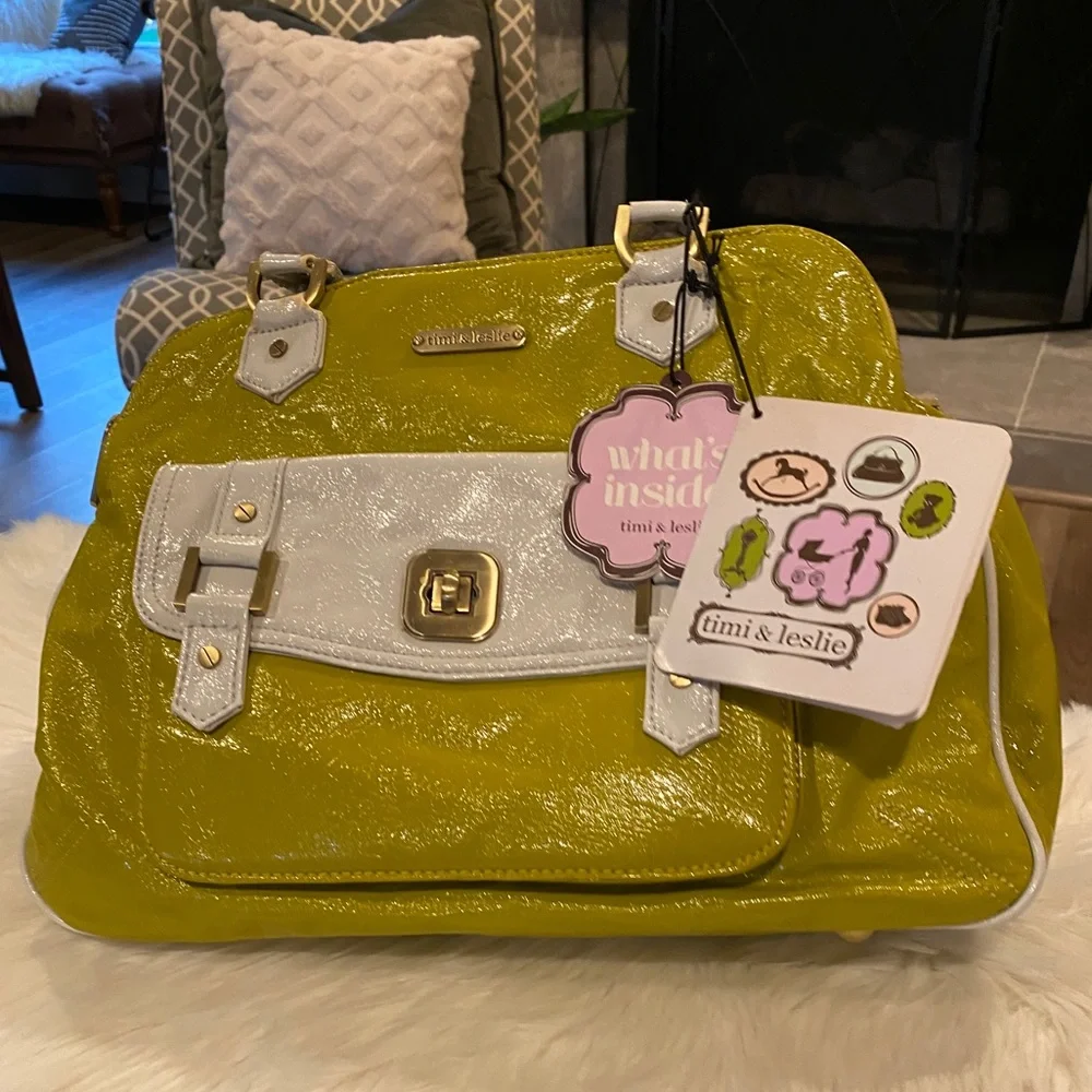 Timi and‎ Leslie Green and White Diaper Bag with Accessories.